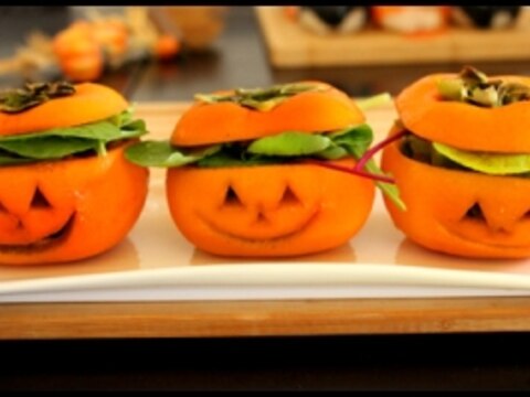 ハロウィンに★柿カップのカボチャおばけサラダ★